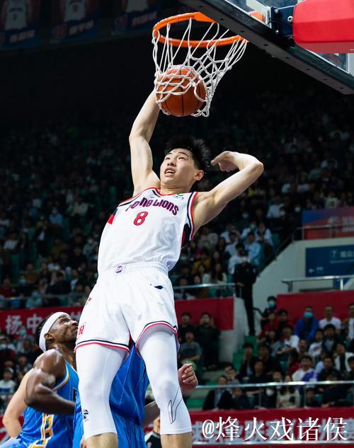 崔永熙亮相魔术豪取6连胜击败篮网 猛龙惊险战胜热火 崔永熙亮相魔术豪取6连胜击败篮网 猛龙惊险战胜热火