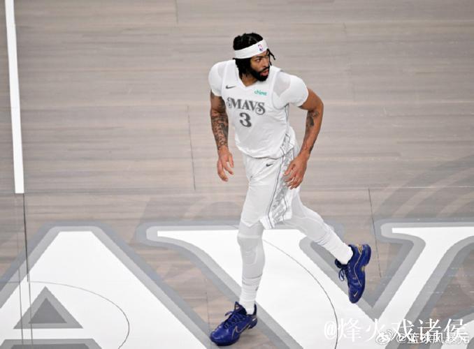 独行侠官方：安东尼-戴维斯因左小腿挫伤将缺席与爵士的比赛